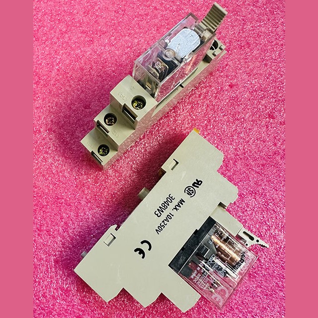 Реле электромагнитное 24VDC G2R-1-SND в сборе с колодкой 3048W3