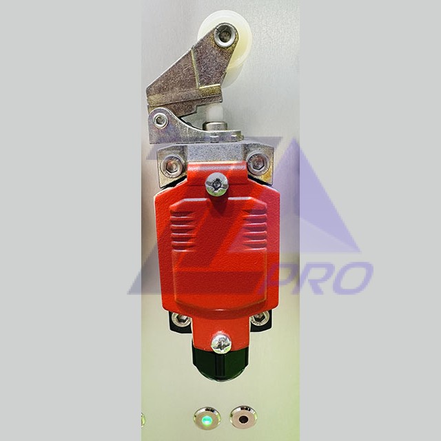 Выключатель MN78-S11 SM 6081000001 BERNSTEIN (1)